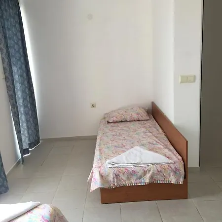 Guest Cherno More 2 Appartement *